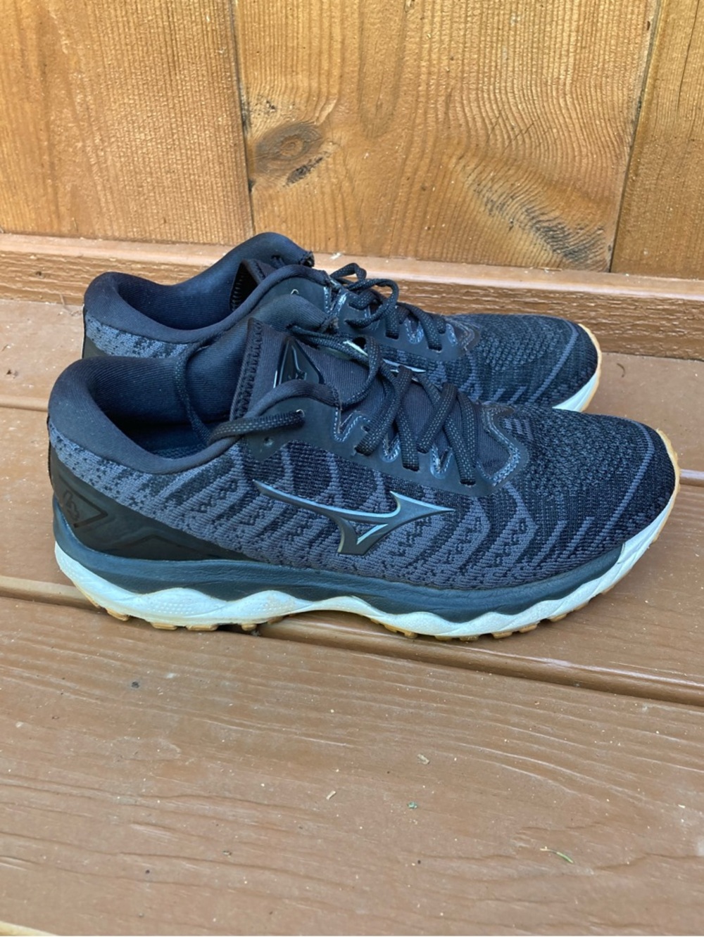 Mizuno Black Running Shoes